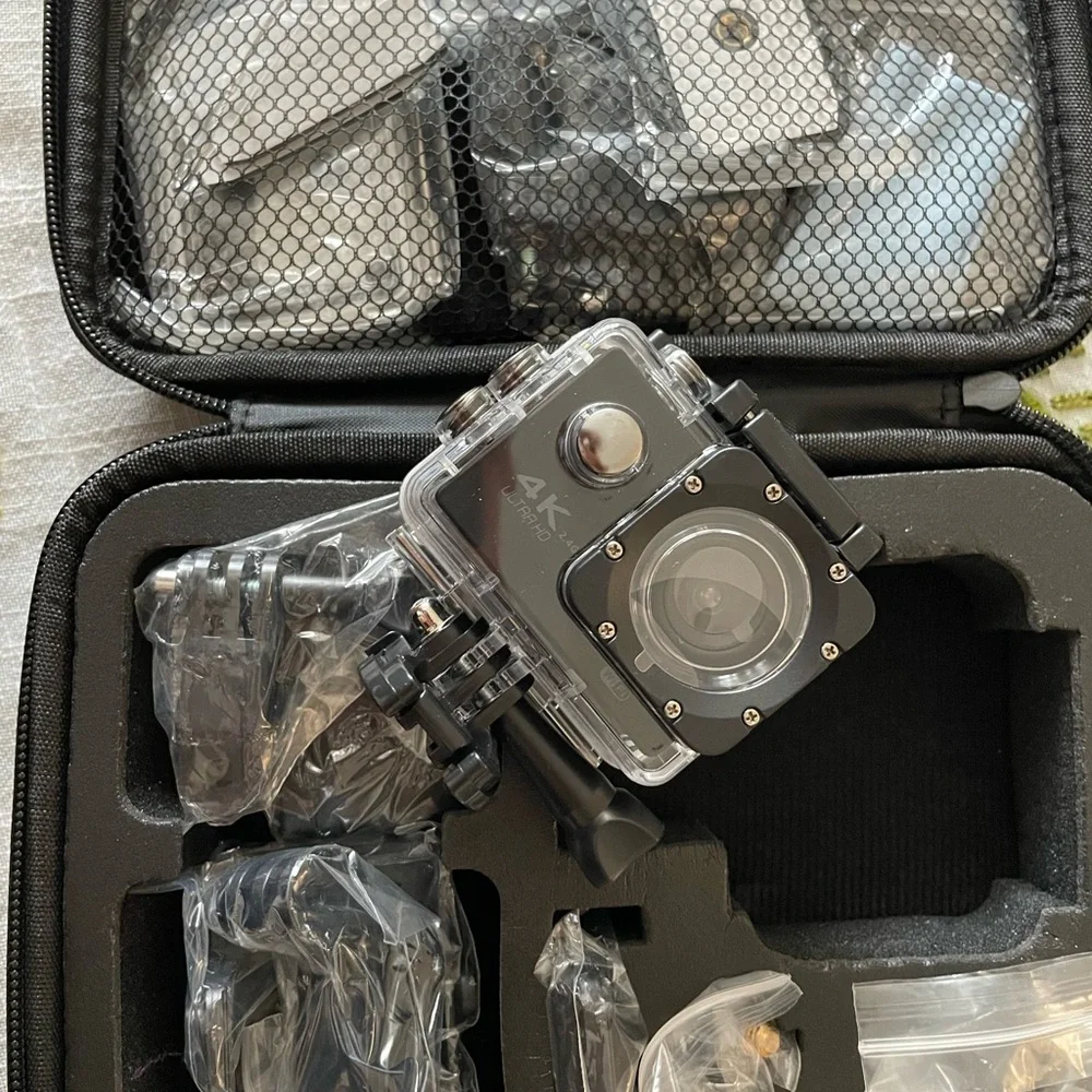Multi function sports DV 4K (new, never used)